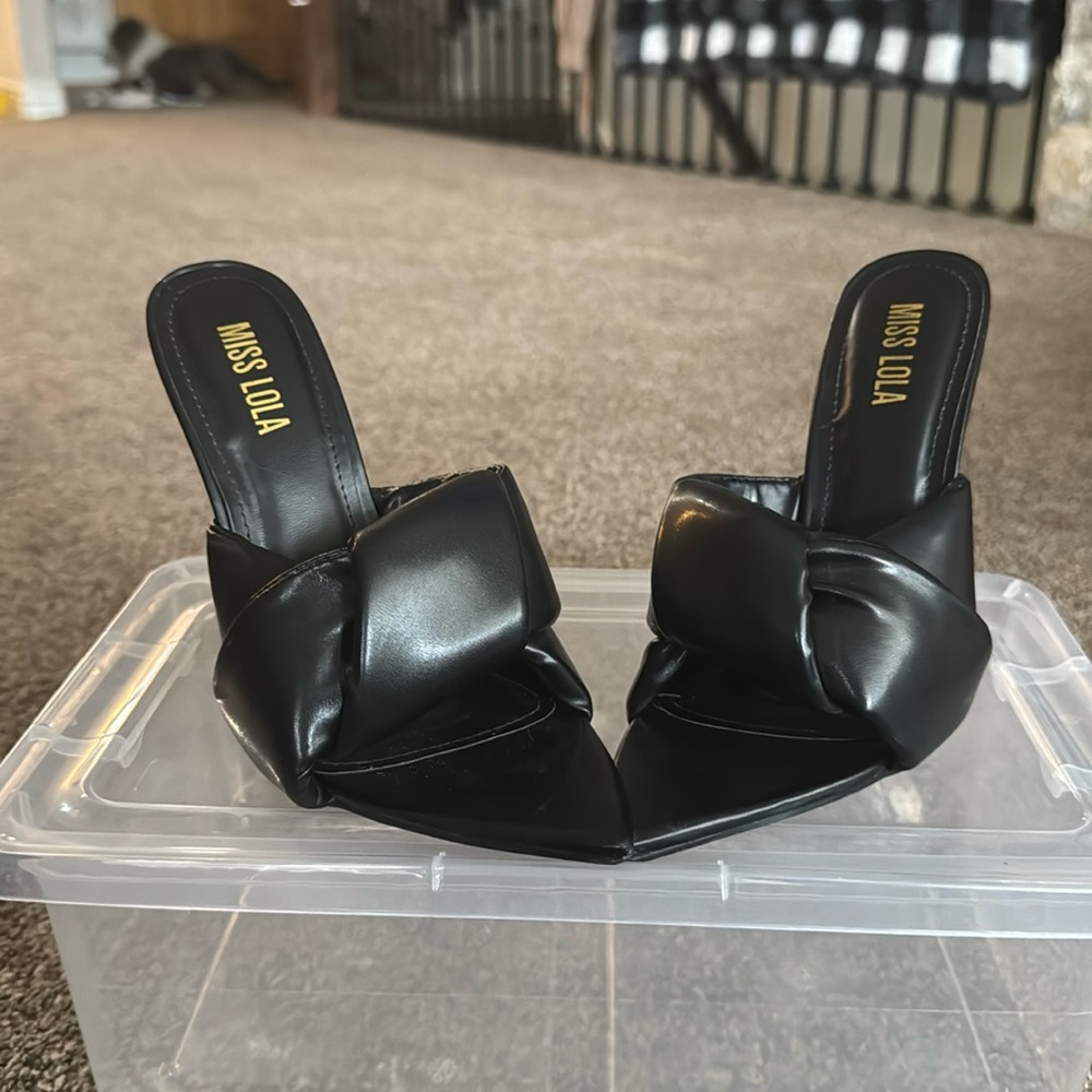 Miss Lola black heels - size 6